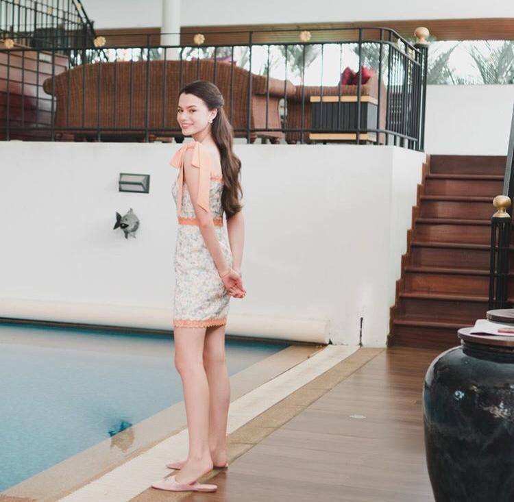 becky armstrong feet 2