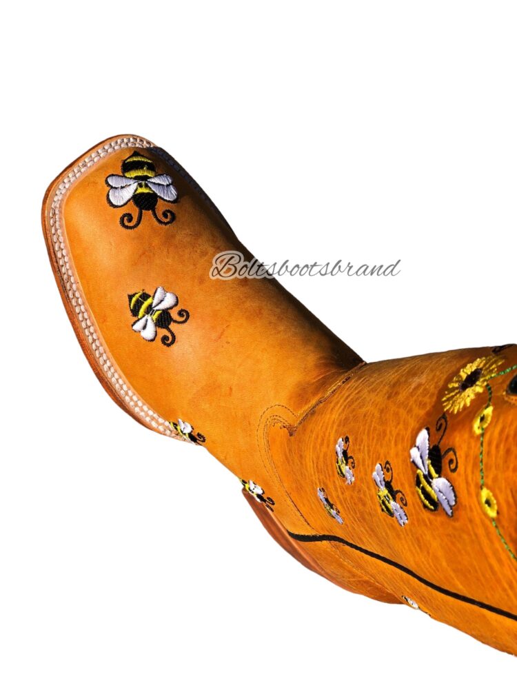 bee roper feet 6
