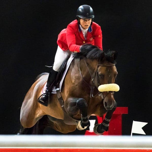 beezie madden feet 4