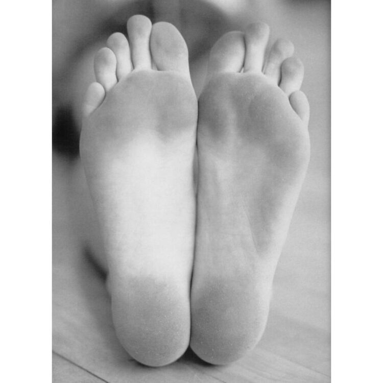 bel rodrigues feet 4