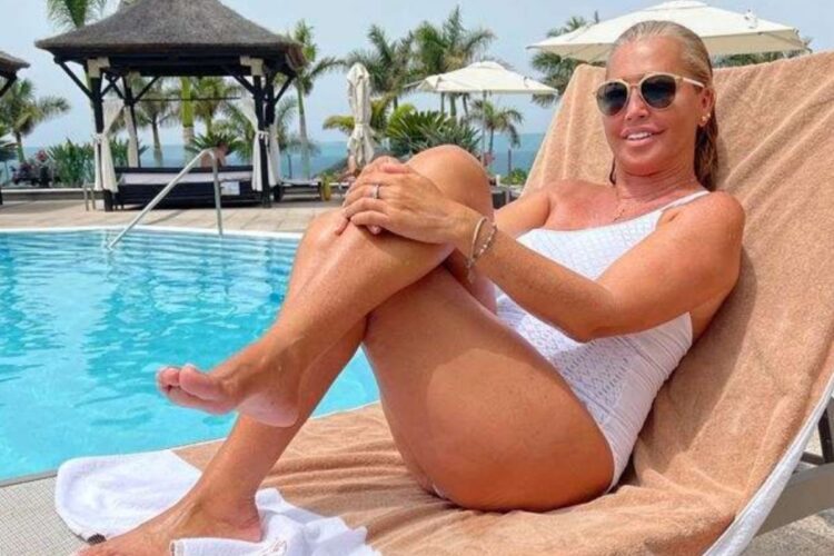 belen esteban feet 4