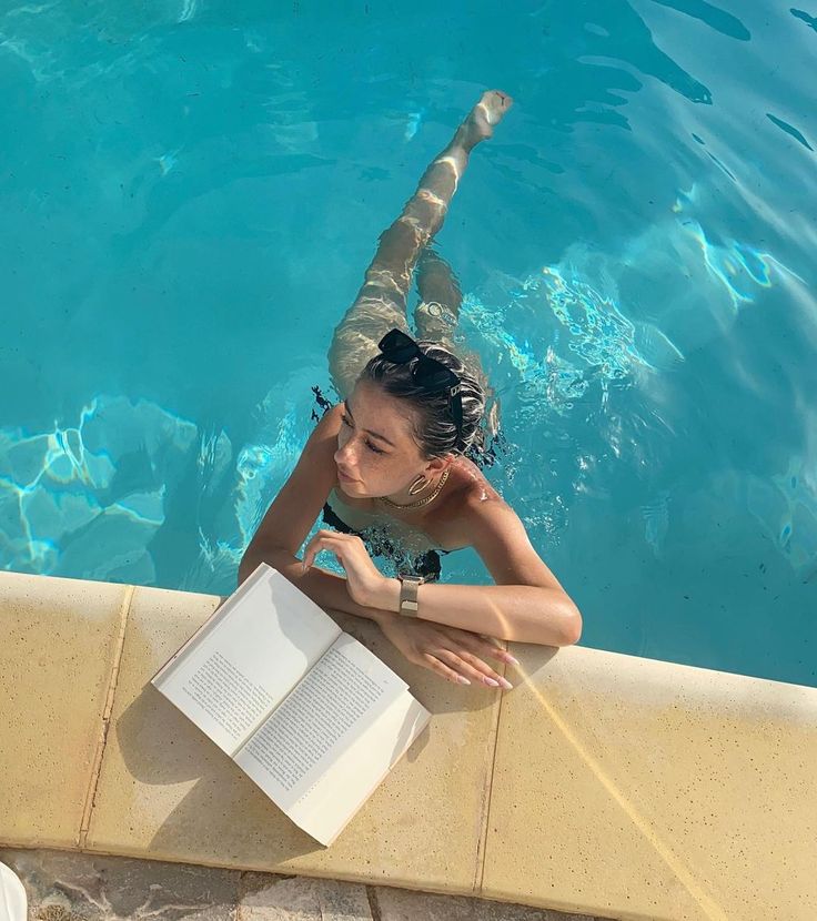 belina bellwood feet 1