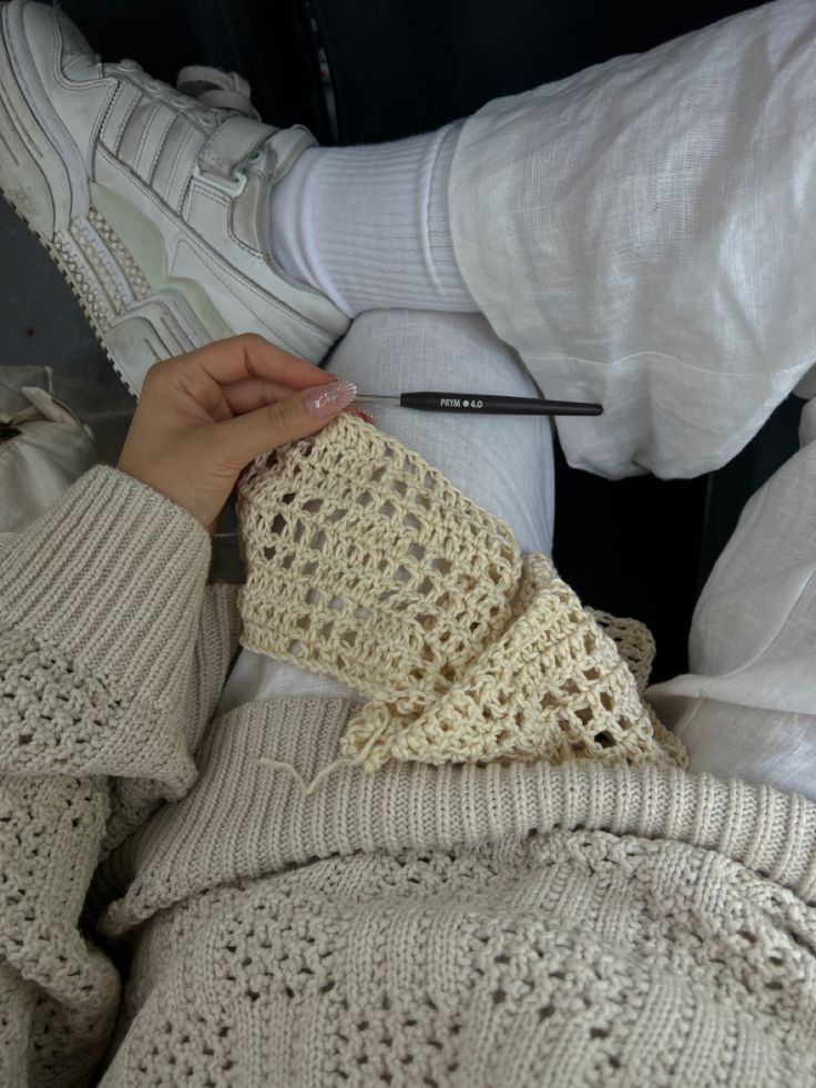 belina bellwood feet 3