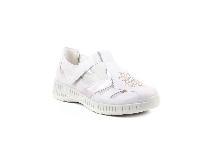 bella bayliss feet 4