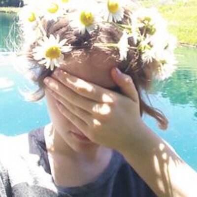 bella challis feet 1