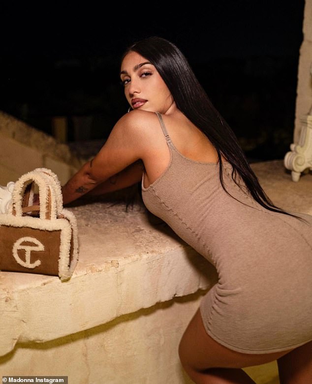 bella ciccone feet 6