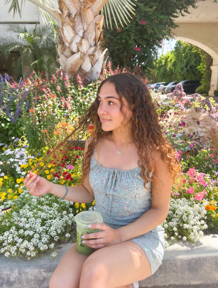 bella ferinac feet 2