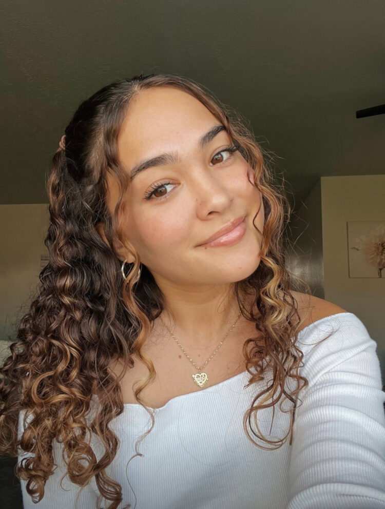 bella ferinac feet 3