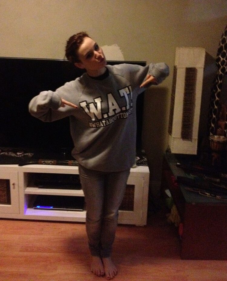 bella ferraro feet 3