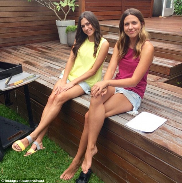 bella jakubiak feet 1