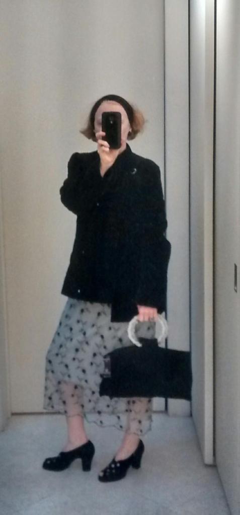 bella mcfadden feet 3