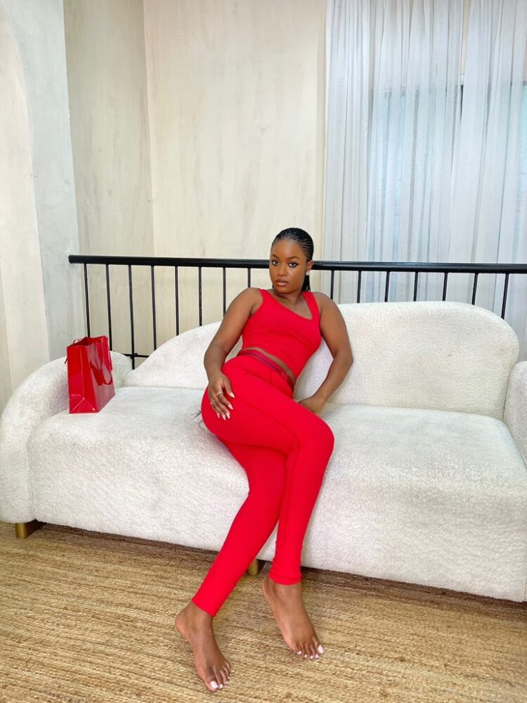 bella okagbue feet 2