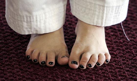 bella rose feet 5