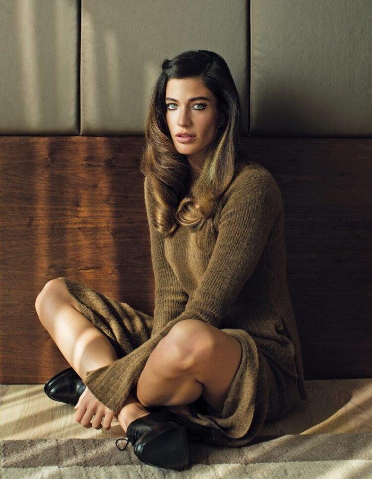 berrak tuzunatac feet 5