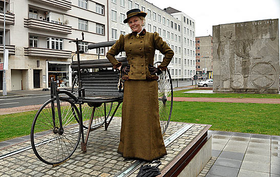 bertha benz feet 6