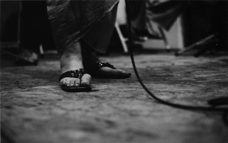 beth carvalho feet 1