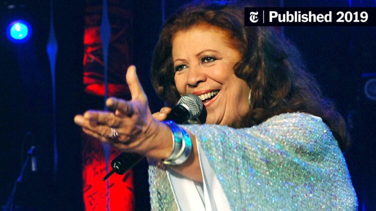 beth carvalho feet 4