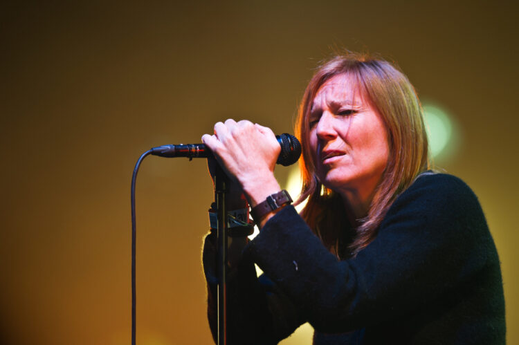 beth gibbons feet 6 scaled