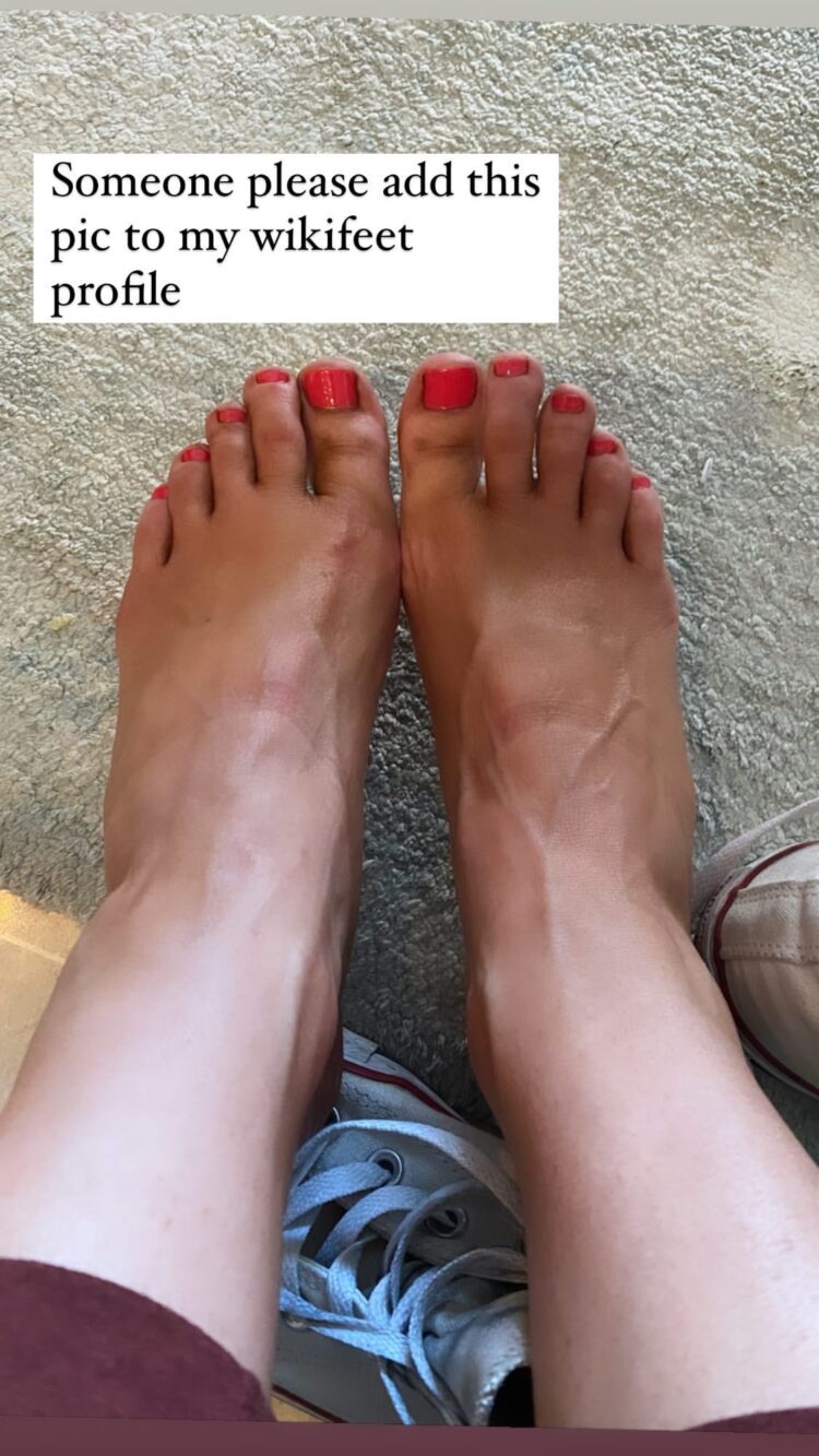 Beth Rigby Feet