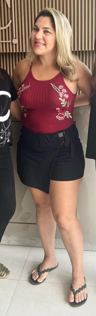 bethe correia feet 4