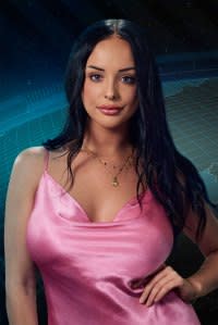 bettina buchanan feet 5