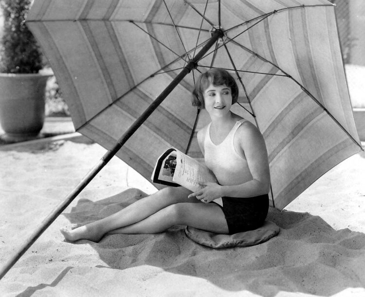 betty compson feet 1