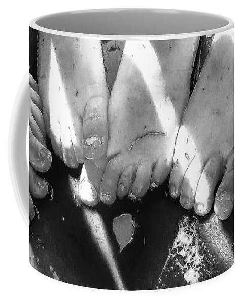 beverley elliott feet 6