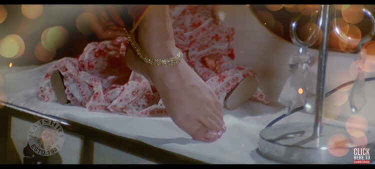 bhagyashree patwardhan feet