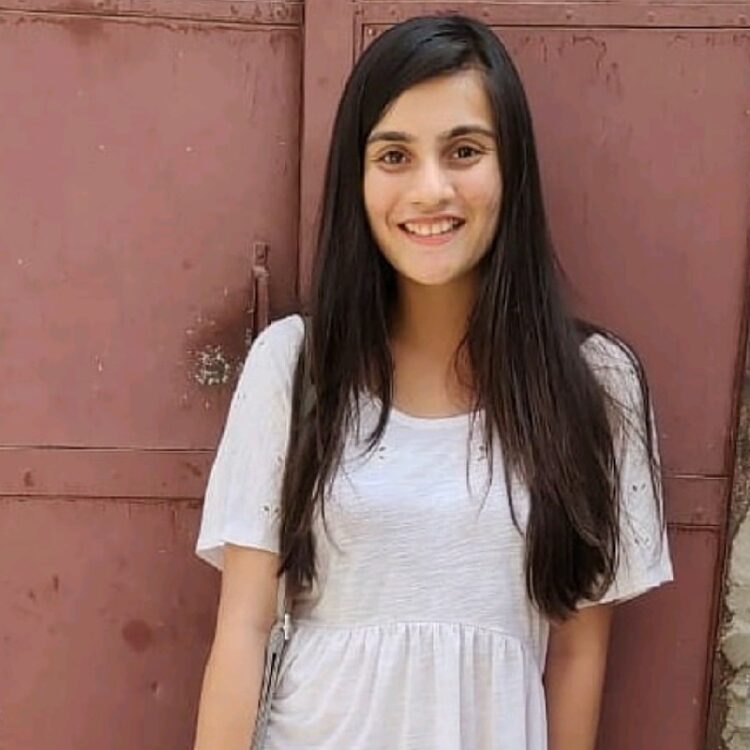 bhavi shah feet 1