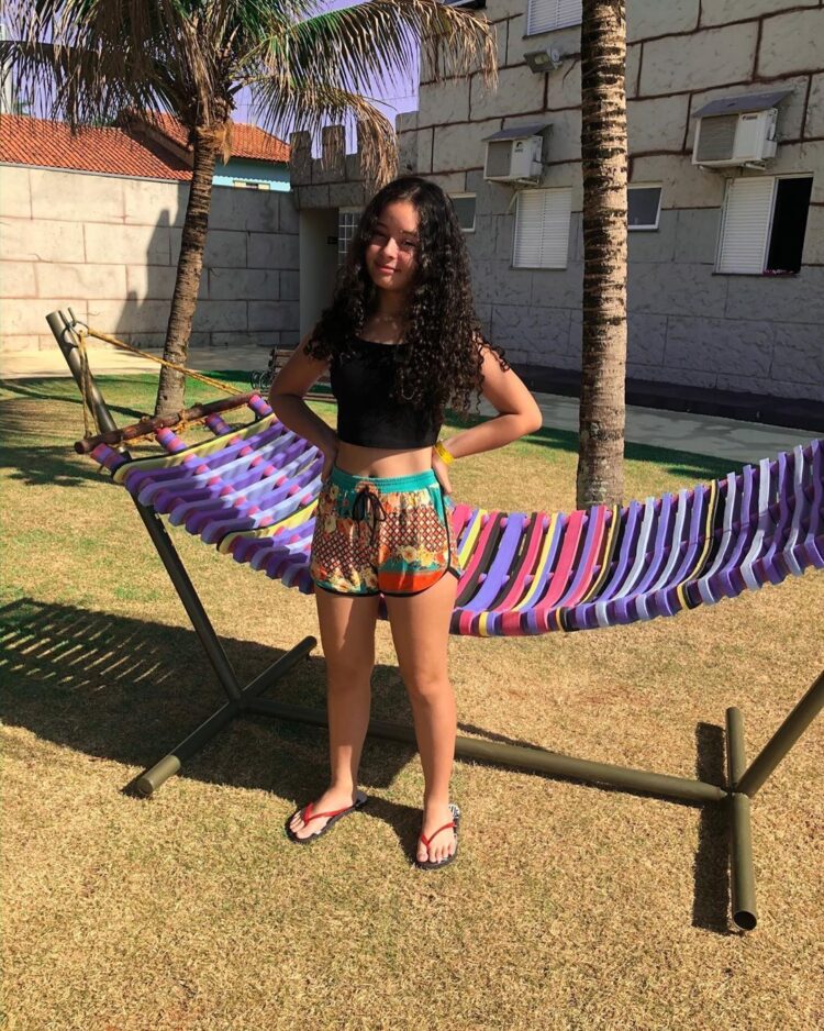 bia lanutti feet 5