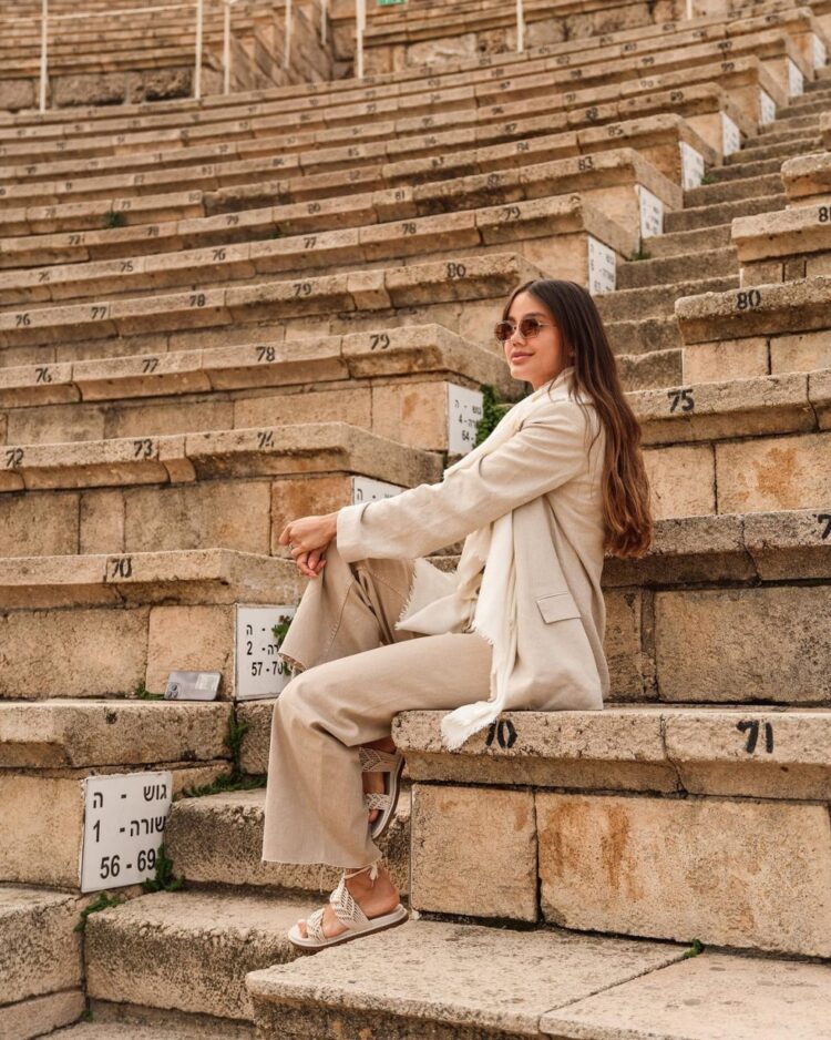 biah rodrigues feet 5