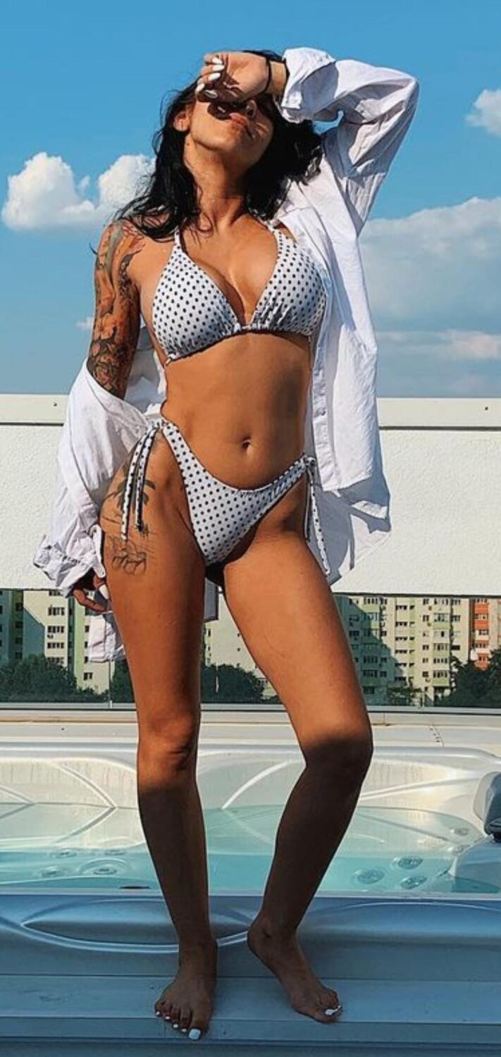 bianca giurcanu feet 2