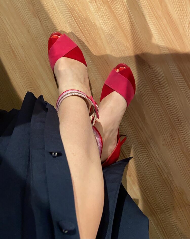 bianca jeanette feet 5