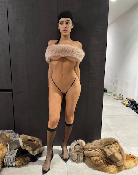 bianca nicholas feet 3