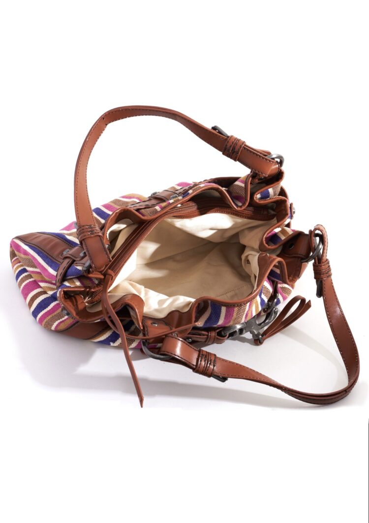 biasia banks feet 5 scaled