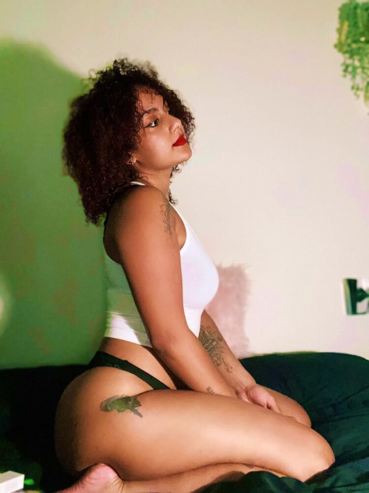 bibi bourelly feet 2