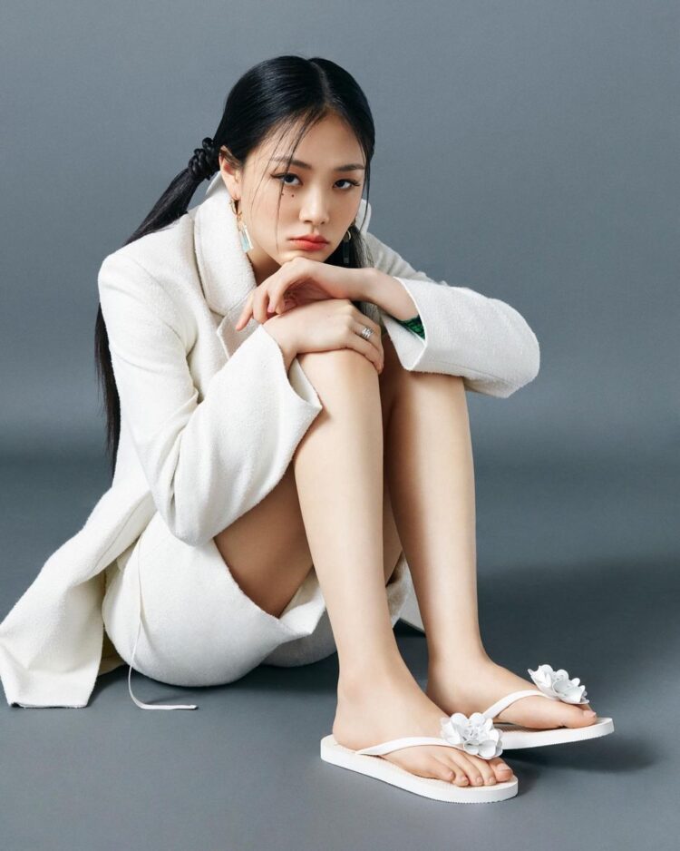 bibi feet 4
