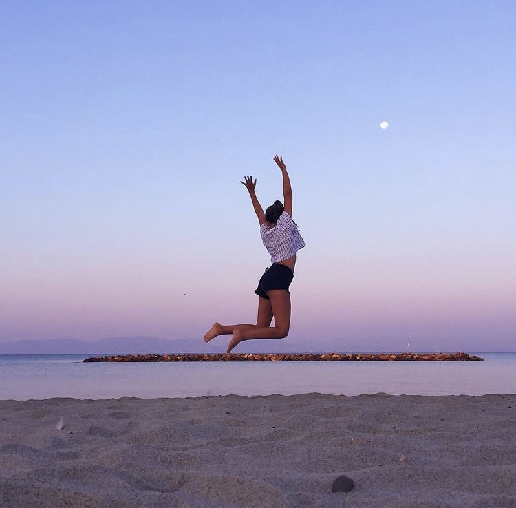 bilge su isik feet 3