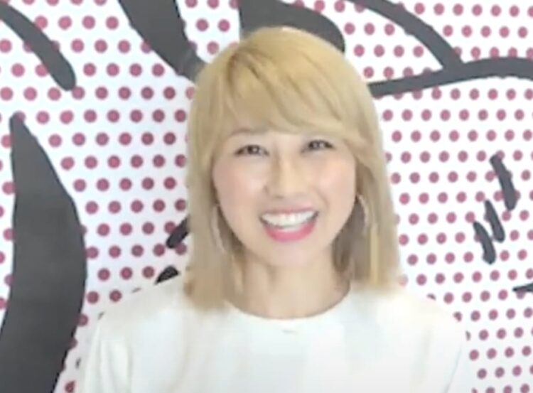 bilingirl chika feet