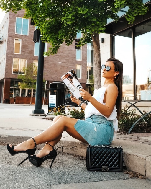 billie newland feet 4