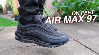 black in the air feet 6