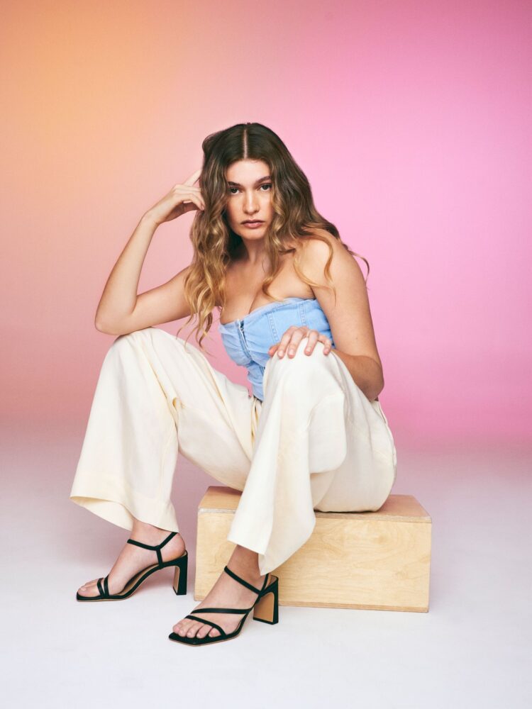 blue lindeberg feet 1