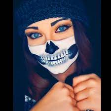 blue eyed darkness feet 4