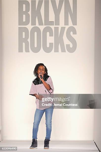 bobbi mackenzie feet 2