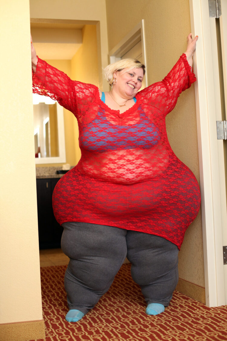 bobbie jo feet 1 scaled