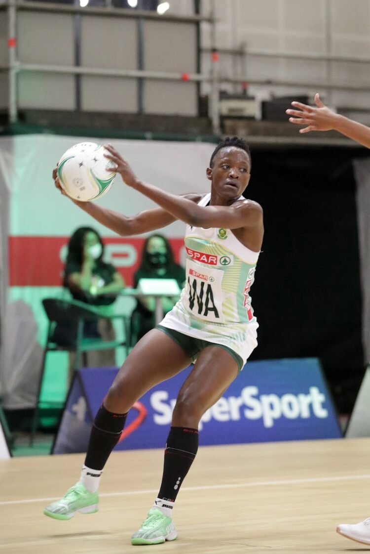 bongiwe msomi feet 4