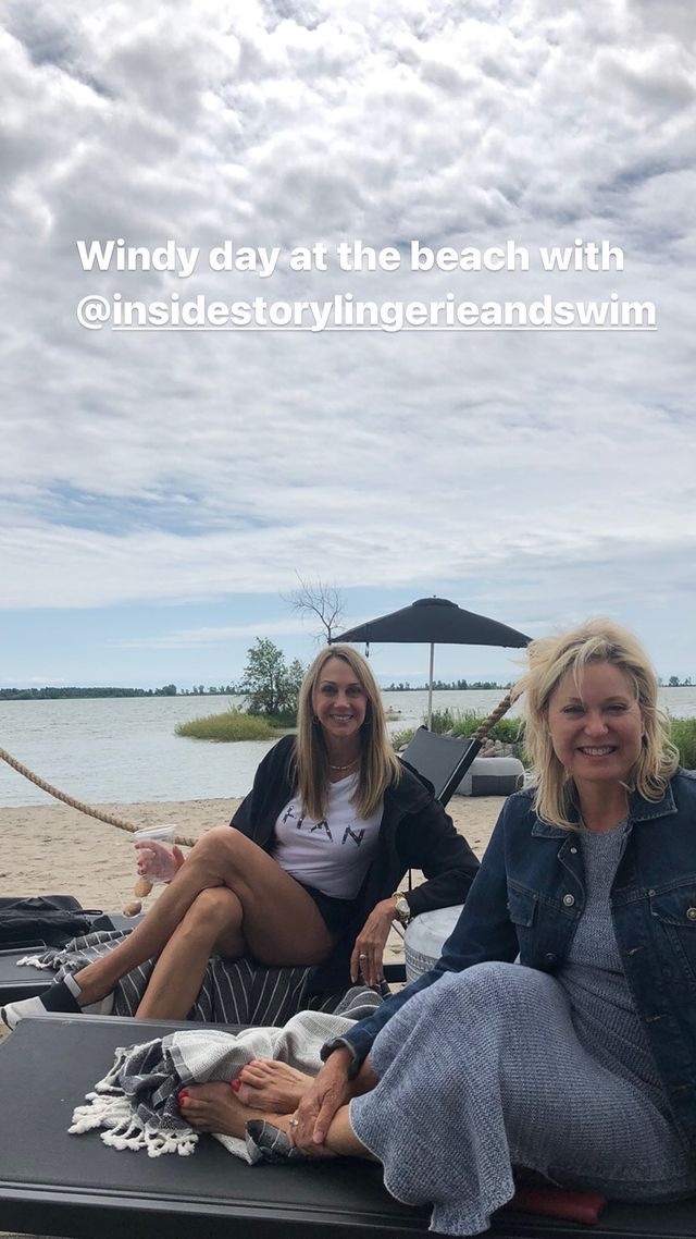 bonnie crombie feet 3