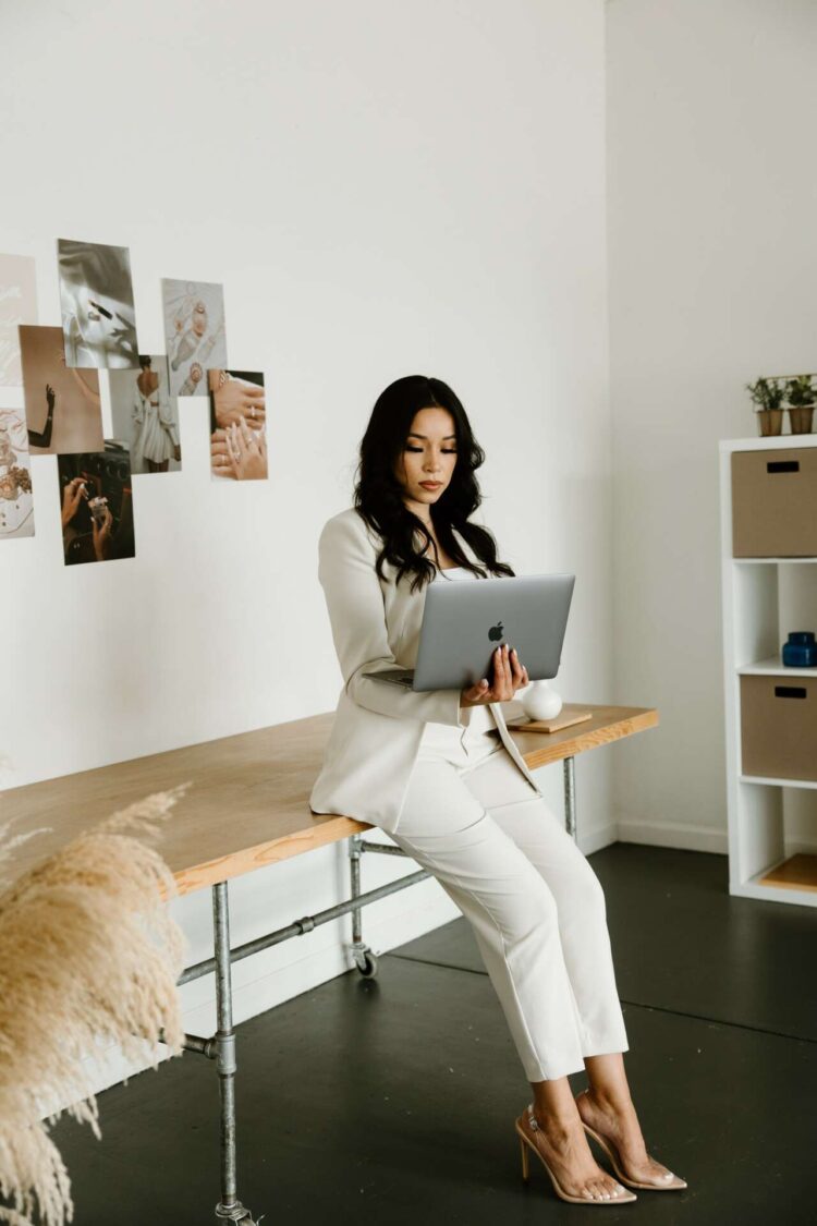 brenda hernandez feet