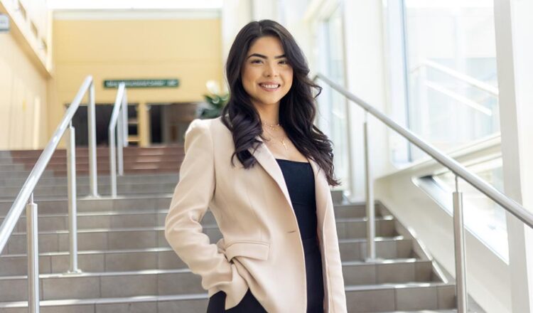 brenda medina feet 6