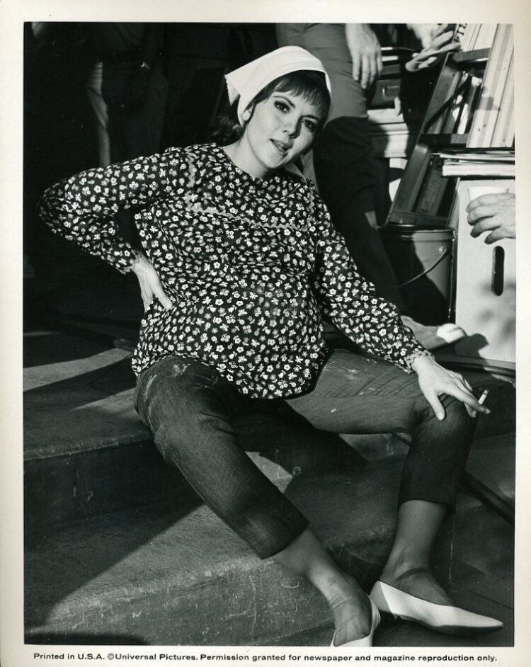 brenda vaccaro feet 4